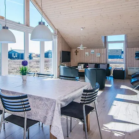 Holiday home Xii
